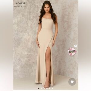 Cowl Scoop Chiffon Mermaid Dress
Dress Color: Champagne      
Size A4 |